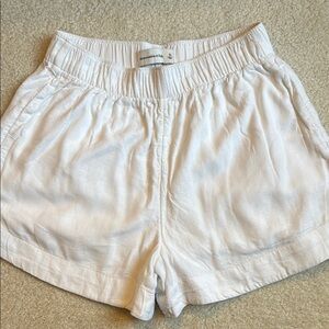 Abercrombie White  Lined  Linen Women's Shorts Small
